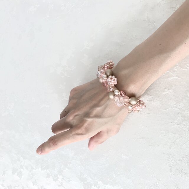 桜色 の ビーズボール ビジュー クロッシェ シュシュ ピンク ヘアゴム