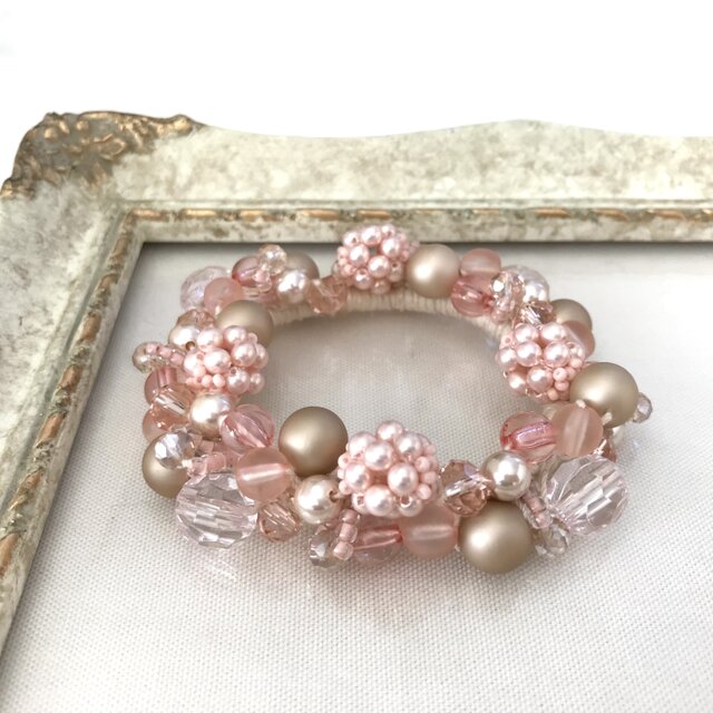 桜色 の ビーズボール ビジュー クロッシェ シュシュ ピンク ヘアゴム