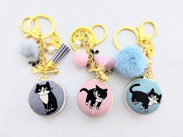 お散歩ネコちゃんマカロン&キーホルダー（グレー) | iichi 日々の