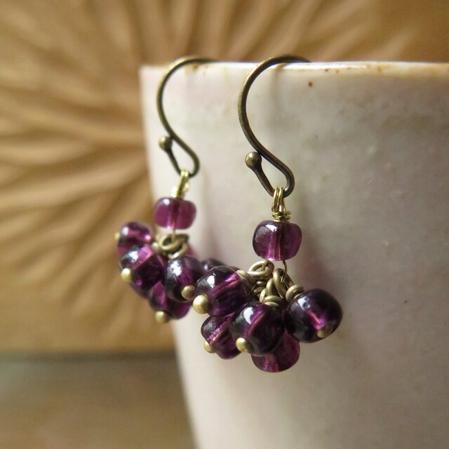 アンティーク　ヴェネチア　紫　小房　ピアス＆イヤリング　百世 momotose（西）