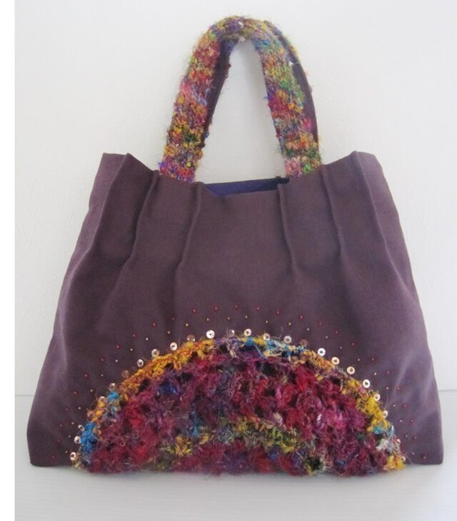 シルク糸の半円模様かばん