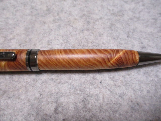 木軸ボールペン 屋久杉 光明杢 - 筆記具