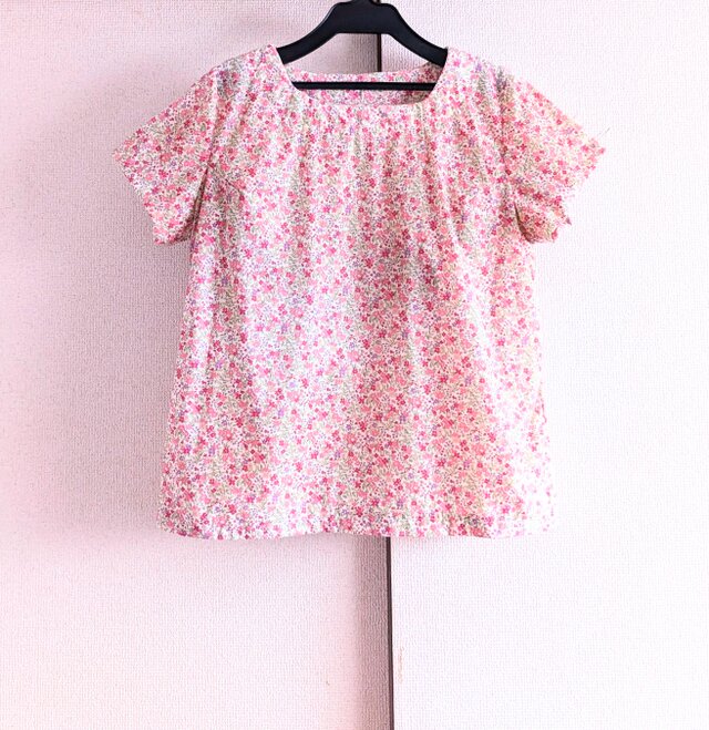 花のブラウス１２６