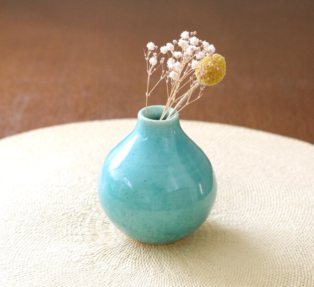 トルコブルー 花瓶 艶やかトルコブルーの一輪挿し | iichi 日々の暮らしを心地よくする