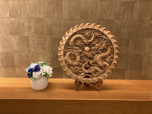 古い彫刻の皿　騰雲銀龍　雙龍戲珠　アンティーク 古い彫刻の皿 騰雲銀龍 雙龍戲珠 アンティーク