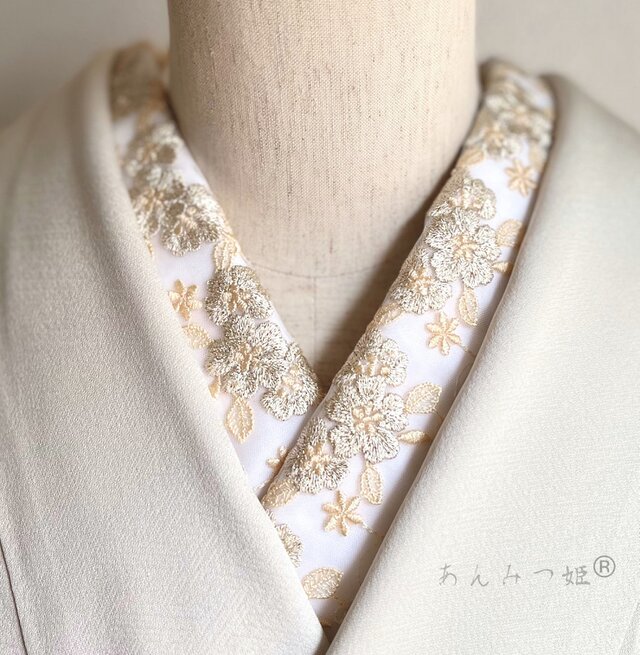 装道　美容衿　刺繍衿　洗える正絹／刺繍美容衿 美容衿 刺繍衿 装道オリジナル商品 中古 緑色 - メルカリ