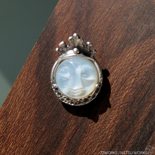 ムーンストーン ブローチ / Face Moonstone Brooch