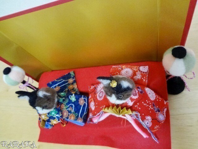 三毛猫のお雛様 | iichi 日々の暮らしを心地よくするハンドメイドや