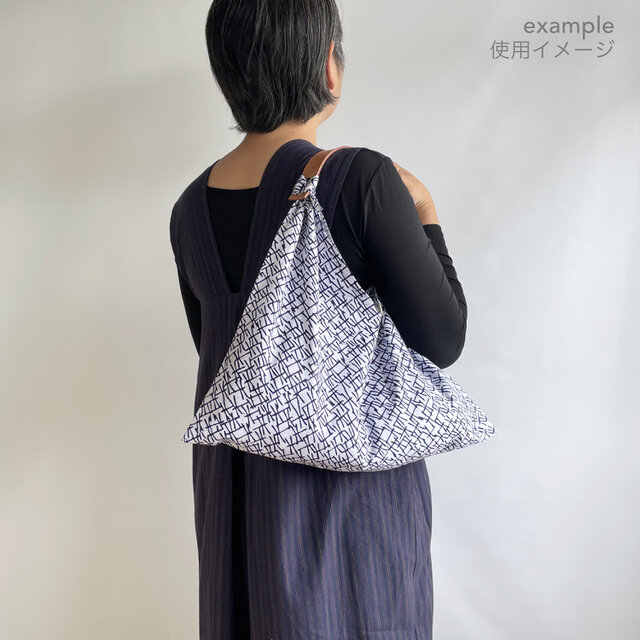 1点もの】2色づかいのあずま袋 かがり縫い -絹道行 朱色 & 新毛斯 濃