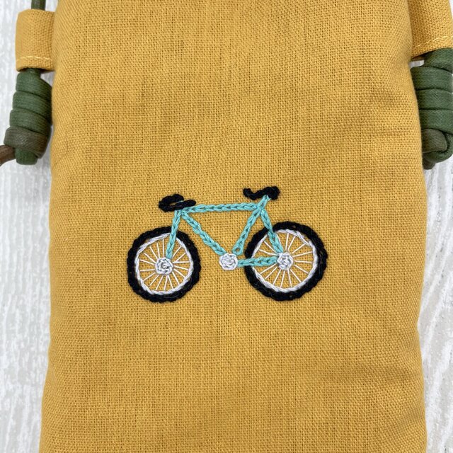 手刺繍スマホショルダー 自転車