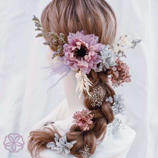 キラキラ ジ 純白ドレスにピンク 髪飾り ヘッドドレスハンドメイド