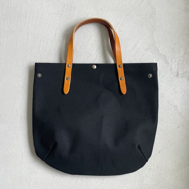 マヌルネコ　バッグ 2023新仕様】マグネットホック付！6号帆布と極厚オイルヌメの丸