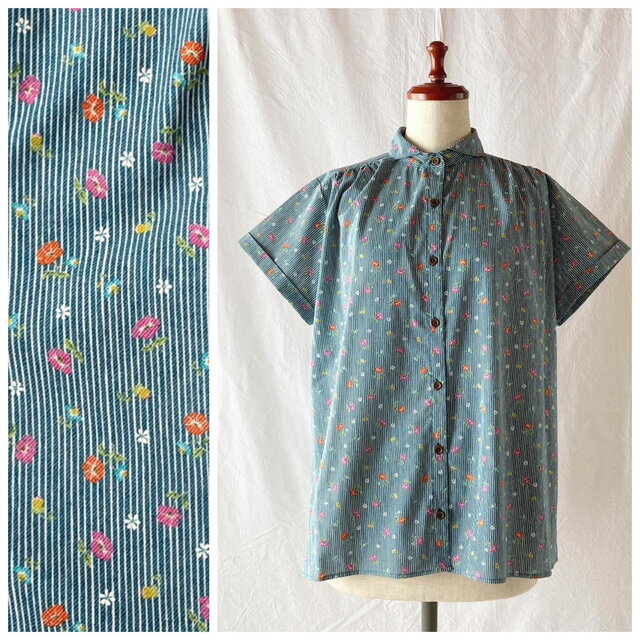 すっきり見えるギャザーブラウス：半袖（花ストライプ：シーグリーン）