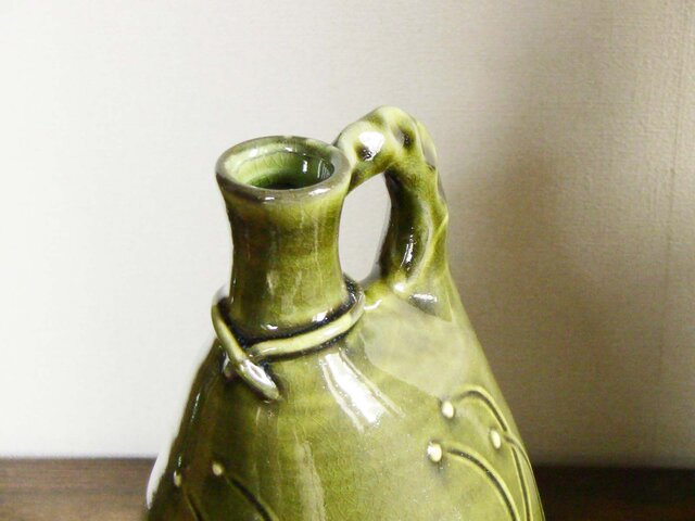 鶏冠壺（オリーブ） | iichi 日々の暮らしを心地よくするハンドメイド