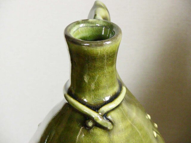 鶏冠壺　花瓶 鶏冠壺（オリーブ） | iichi 日々の暮らしを心地よくする