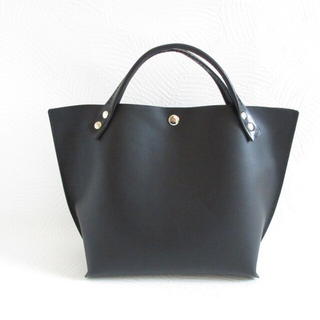 《牛革》新サイズ♪底マチワイド・マットブラック・一枚革のミニトート・0483