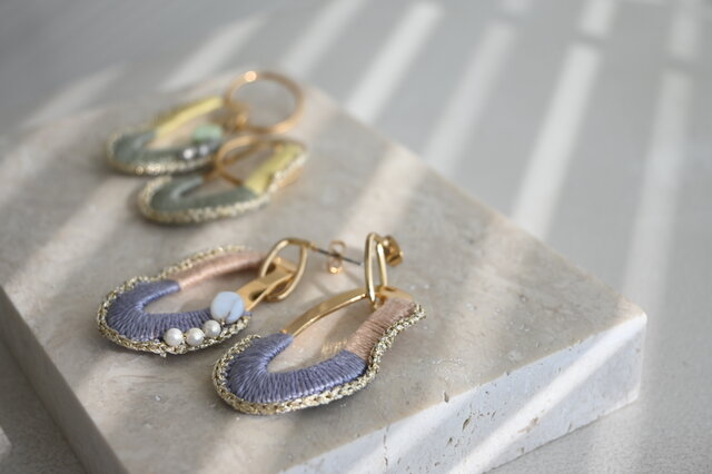 パドー刺繍イヤリング・ピアス／ライラック | iichi 日々の暮らしを