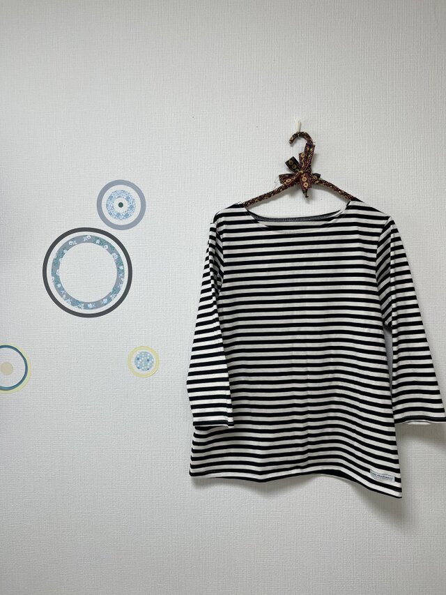 プルオーバーカットソー　コットン　黒ボーダー