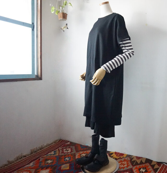 ミニ裏毛ドルマンスリーブワンピース(黒)