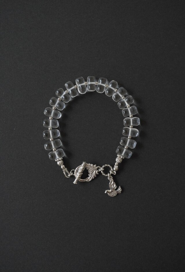 水晶ブレスレット