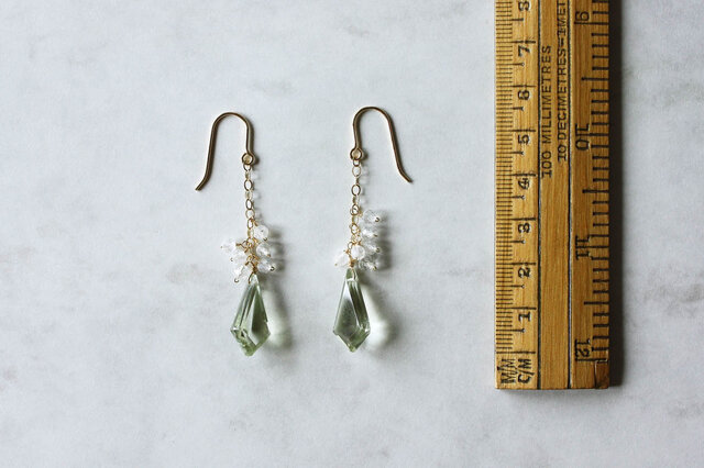 maumaumau様◆専用グリーンアメシスト/MOPトリプレット×トパーズピアス maumaumau様◇専用グリーンアメシスト/MOPトリプレット×トパーズ