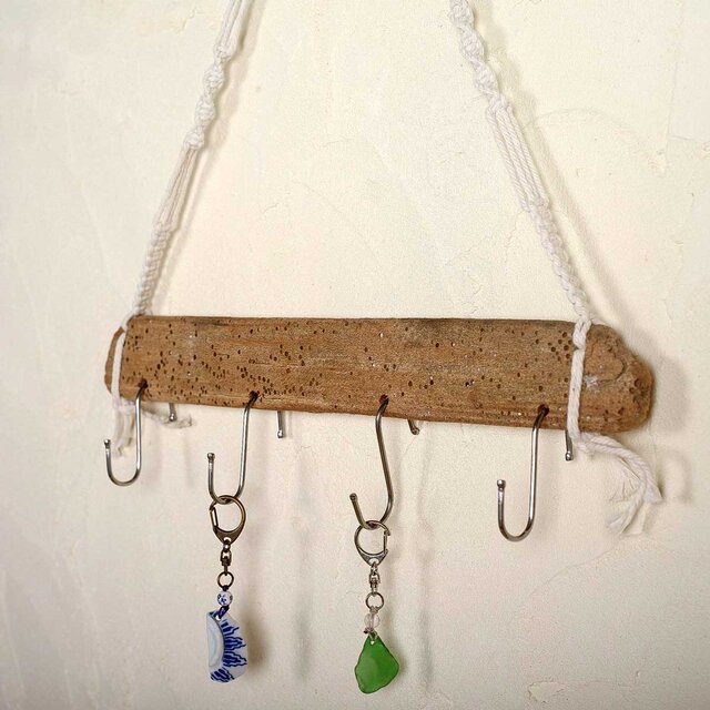 流木の小物掛け、アクセサリーハンガー３５