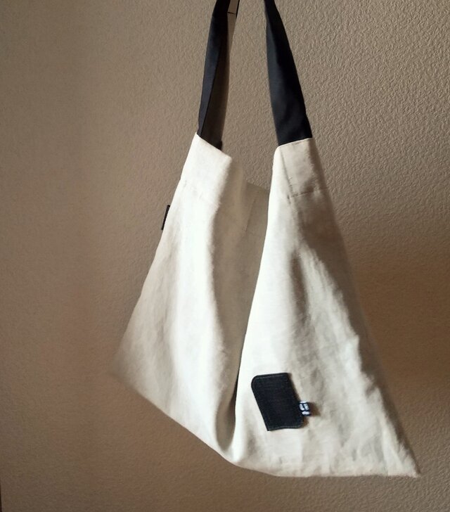 ナチュラルリネンのワンショルダー