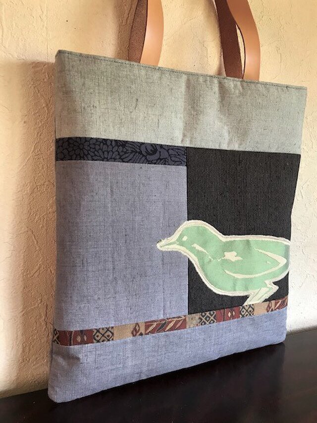 帯地剥ぎに鳥のアップリケの手提　