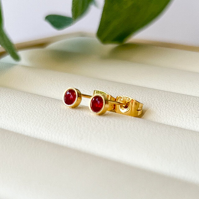 アンデシン×ゴールド シンプルベゼルスタッドピアス | iichi 日々の