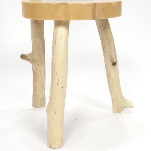 温泉流木】椅子型かわいい丸太の飾り台スタンド004白っぽい枝 置台 