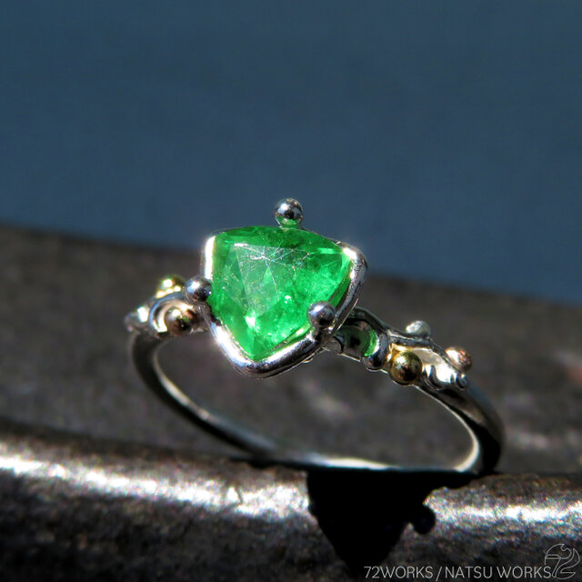 ツァボライト リング / Tsavorite Ring l l l