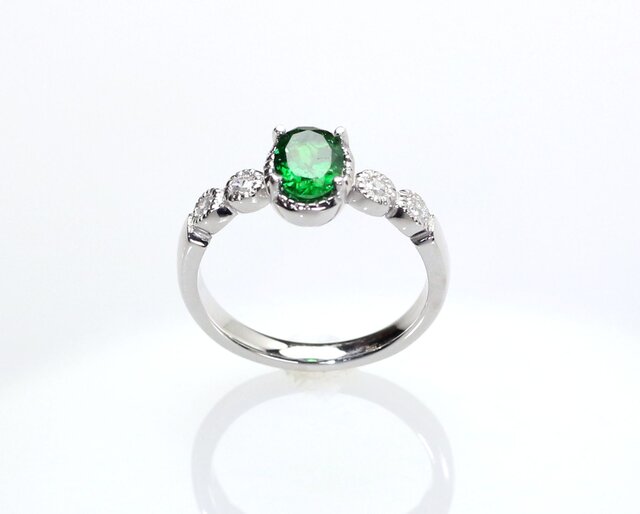 r*o様 ERIKO Creation リング　13号　ツァボライト Pt900 ツァボライトリング 0.89ct | iichi 日々の暮らしを心地よくする