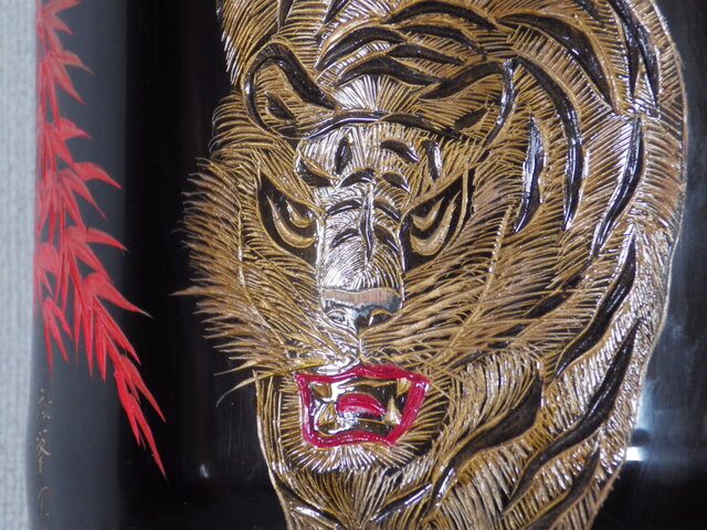 竹と虎の彫刻 木製パネル 壁掛け 一刀彫り 彫刻 一刀彫り 虎絵画