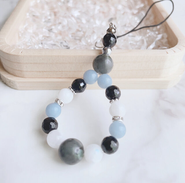 天然石 パワーストーン 苦手な相手と良好な関係へ導く エメラルド オニキス ムーンストーン