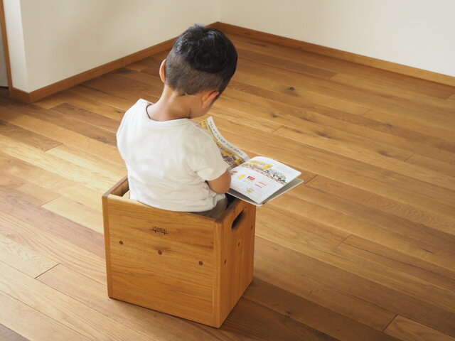 子供椅子 クルミの子供イス 国産クルミ材の箱イス 子供イス 1台 | iichi 日々の暮らしを