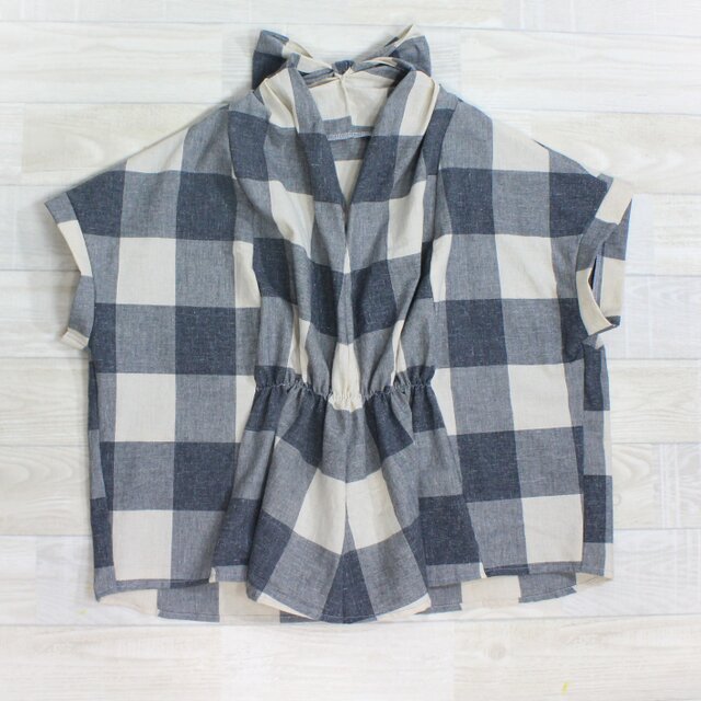 りぼんのプルオーバー