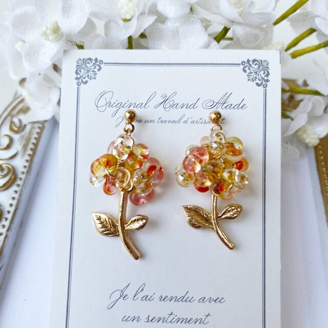 大人のチェコビーズ・可憐なガラスの花ピアス2 | iichi 日々の