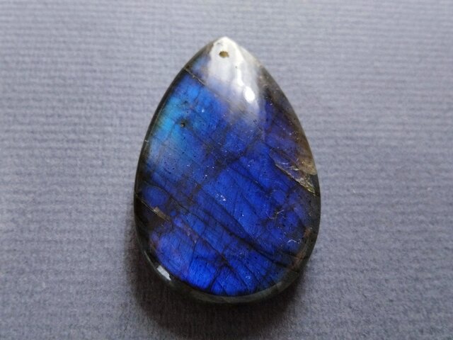 穴あき》ラブラドライト 38x23mm ルース 11 | iichi 日々の暮らしを