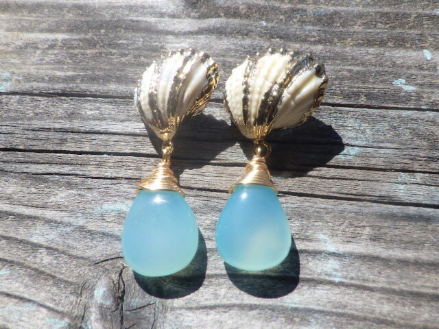 Mermaid Shell Earrings シーブルーカルセドニー☆ピアス☆ | iichi