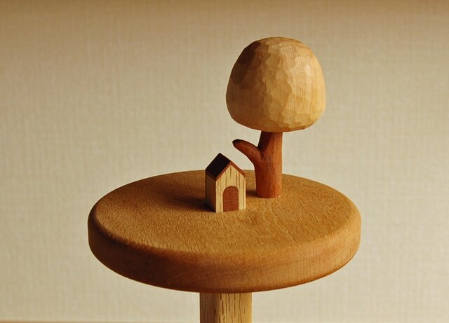小さな犬小屋のキッチンペーパーホルダーの画像1枚目
