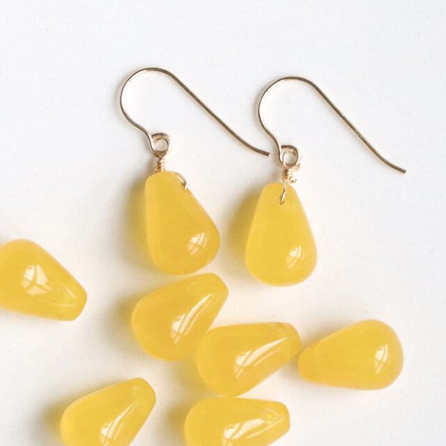 天然石 ハニーカラージェード ピアス／イヤリング 上品 14Kgf