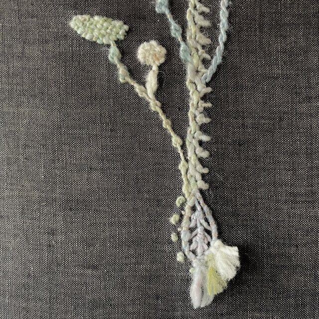 【一点もの】刺繍　ファブリックパネル　『Flower,i.』 一点もの】刺繍 ファブリックパネル 『Flower,i.』 | iichi 日々の