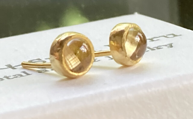 天然キャッツアイ・ルチルクォーツ ◇ K24（純金）スタッド