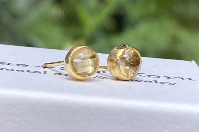 リクエストオーダー品 全方向カッティング天然石ルチルクオーツピアス