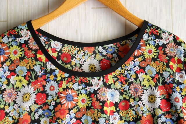 08sircus ドロップショルダー ロングワンピース【S】花柄 黄色 リバティ 08sircus ドロップショルダー ロングワンピース【S】花柄 黄色
