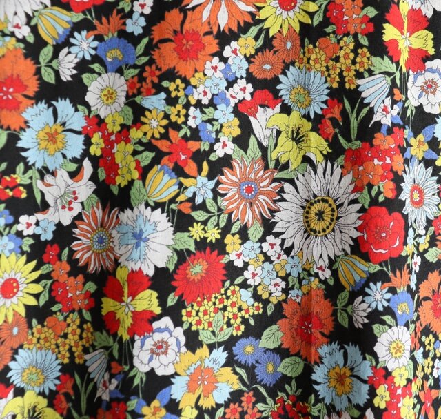 saleリバティ風 レトロ花柄 ドロップショルダー ロング