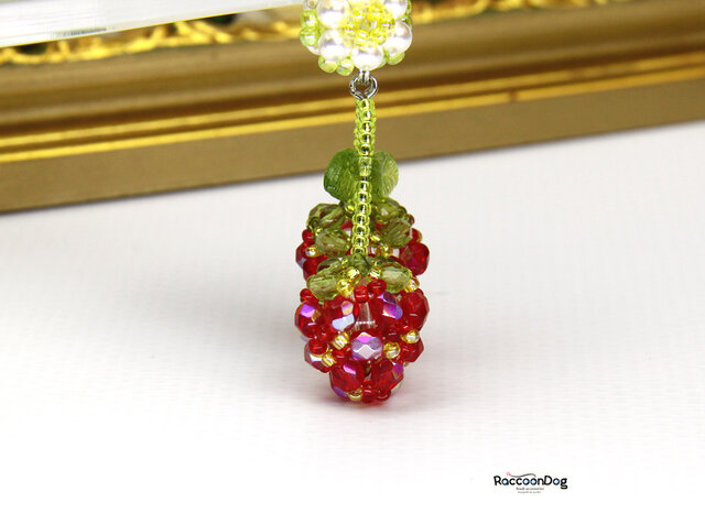 フラーレンクリエーター作　ビーズストラップ　ビーズ製品 フラーレンクリエーター作 ビーズストラップ ビーズ製品