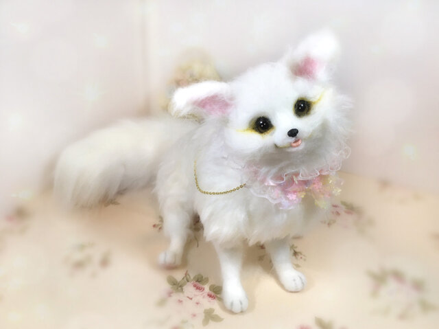 ブランフォードギツネ アルビノ 狐 フェネック 羊毛フェルト アート