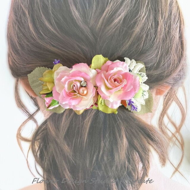 ピンクの薔薇と刺繍のお花のバレッタ 髪飾り バレッタ ブルー 入学式