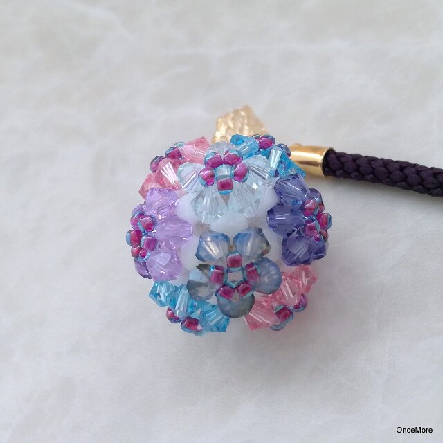 花手毬の根付け・帯飾り６color（Ｌサイズ／紫陽花）Ⅱ
